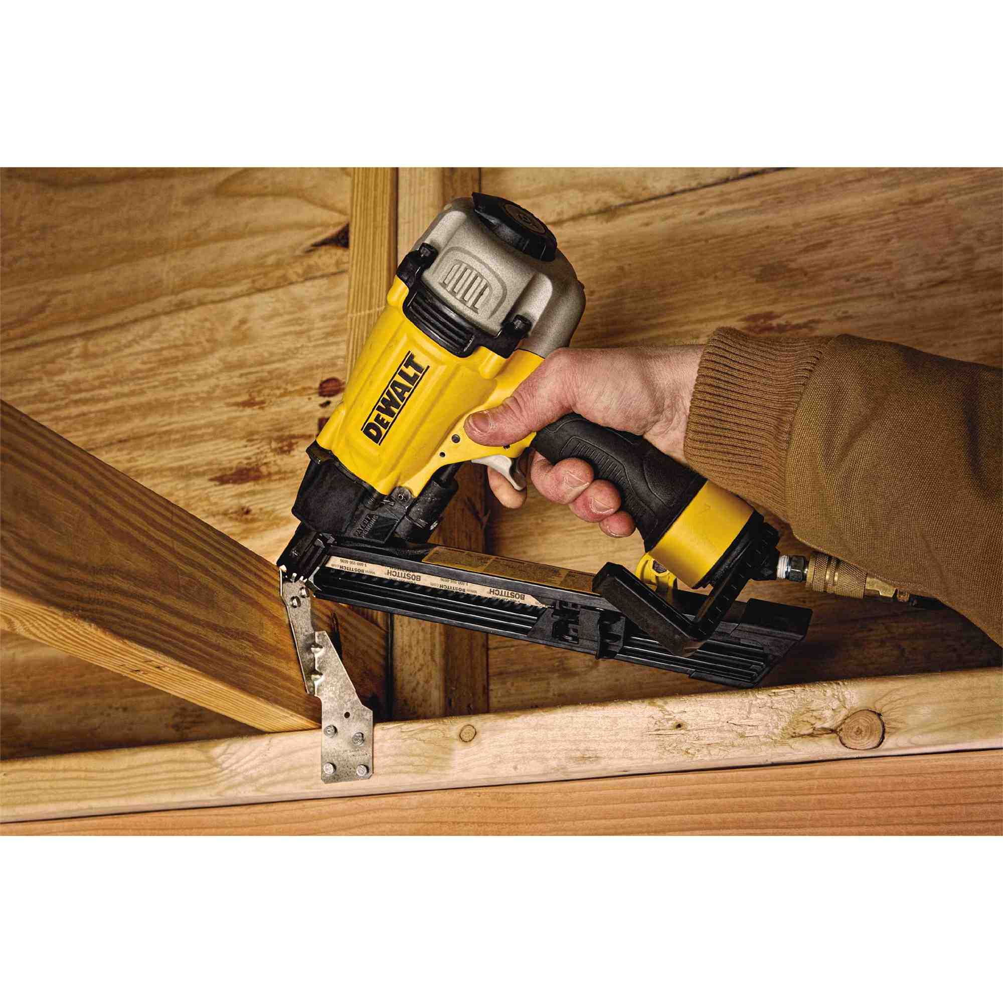 Dewalt DWMC150 Metal Connector Nailer - Image 3
