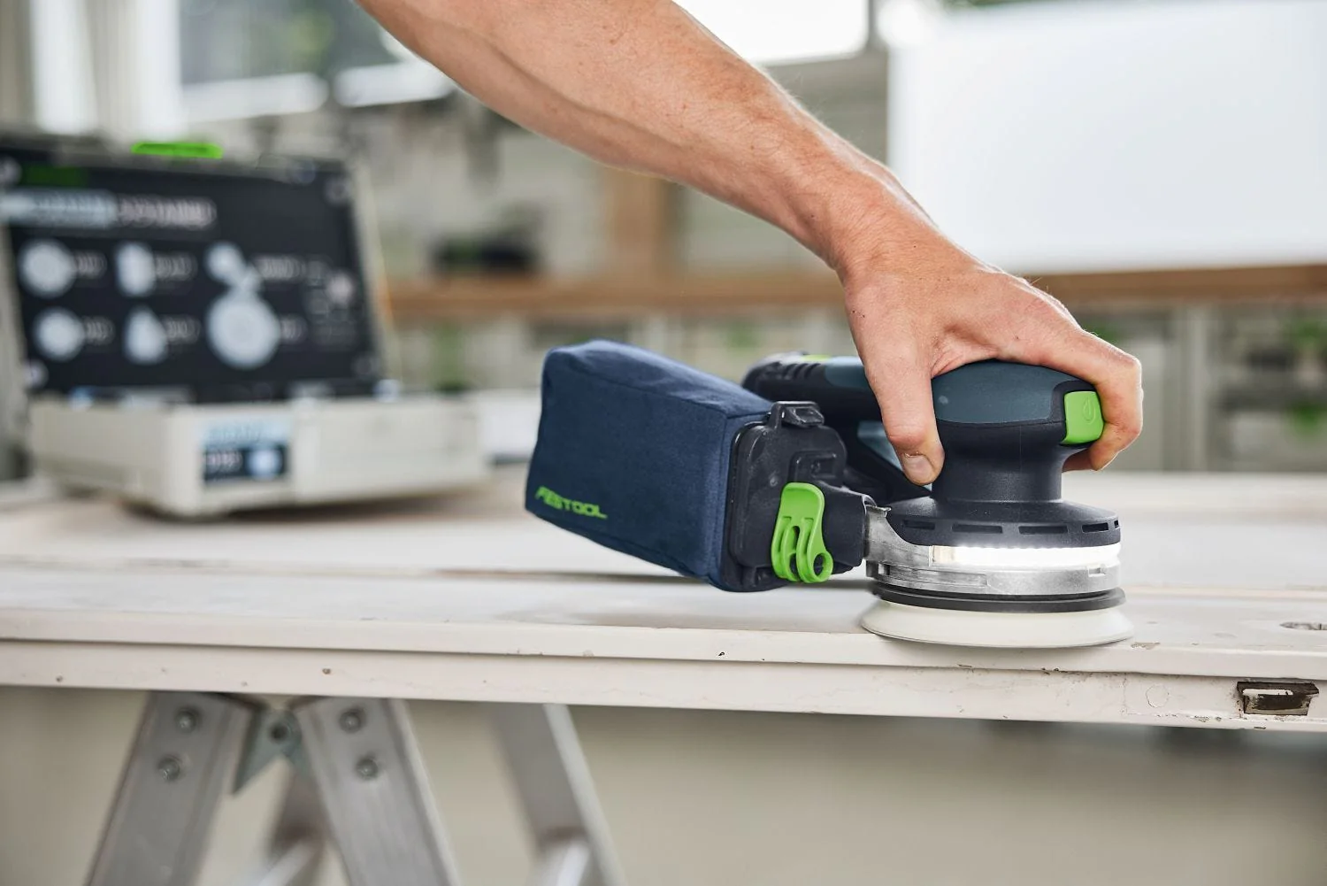 Festool Cordless 18V ETSC 2 125mm (5-in.) Sander Kit w/ 100-Piece GRANAT Abrasive Systainer Set - Image 7