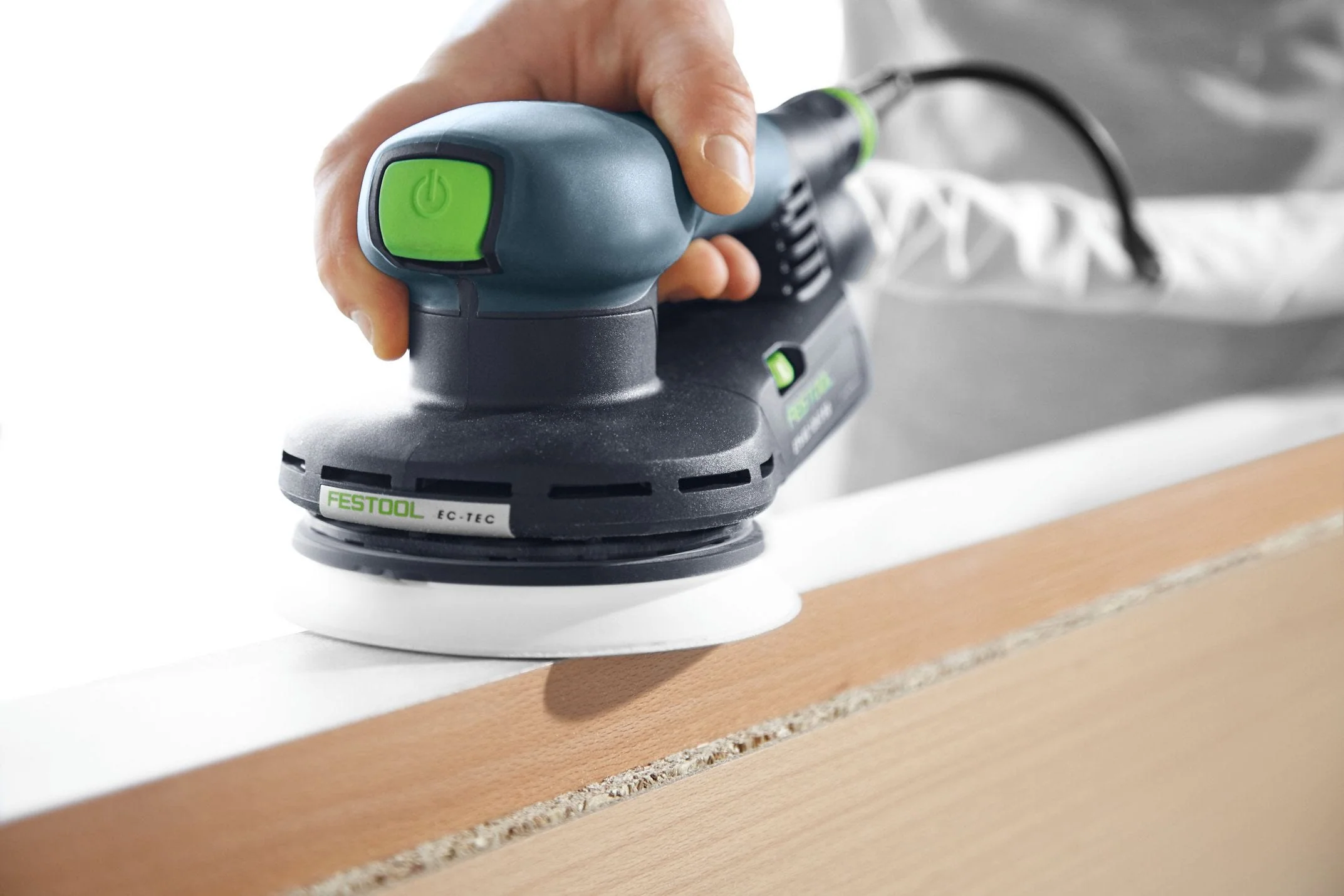 Festool ETS EC 125/3 EQ-Plus 125mm (5") Compact Brushless Finish Sander Set w/ Granat Abrasive Value Set Systainer - Image 5