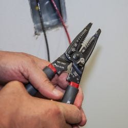 Klein Tools 1019 Klein-Kurve Wire Stripper / Crimper / Cutter Multi Tool - Image 9