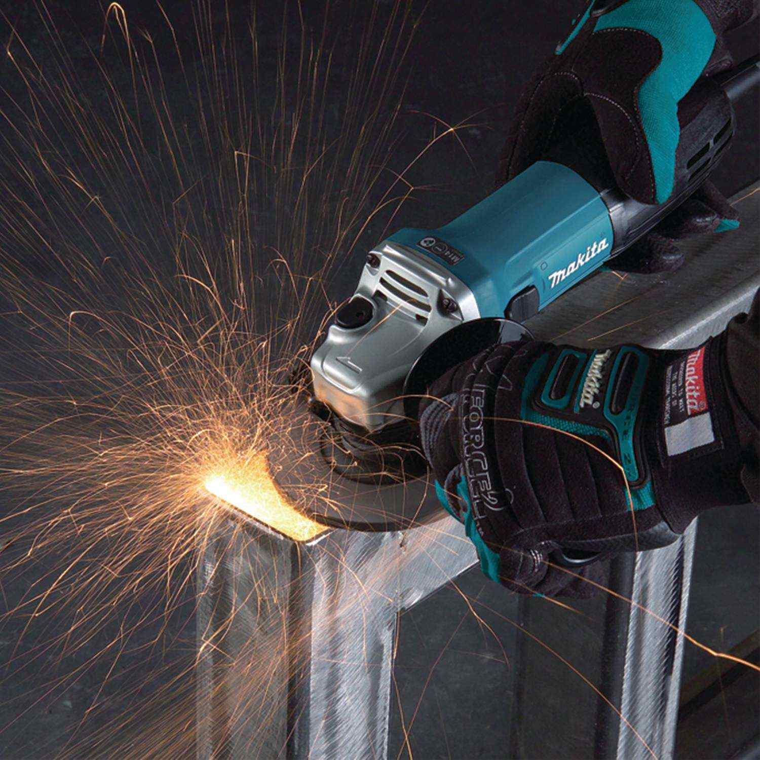 Makita GA4530 Corded 4-1/2" Angle Grinder - Image 3