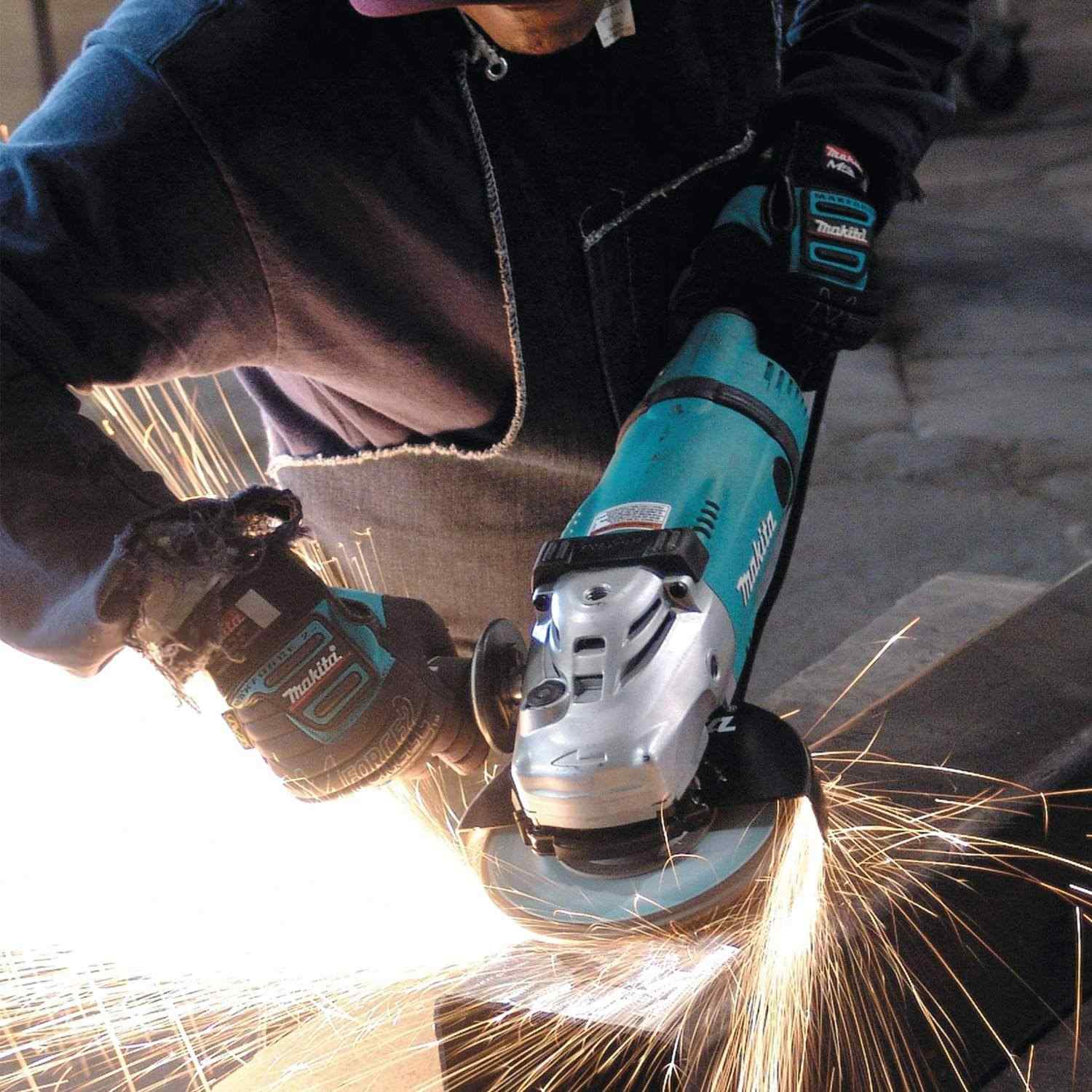 Makita GA7031Y Corded 7" Angle Grinder, with AC/DC Switch - Image 5