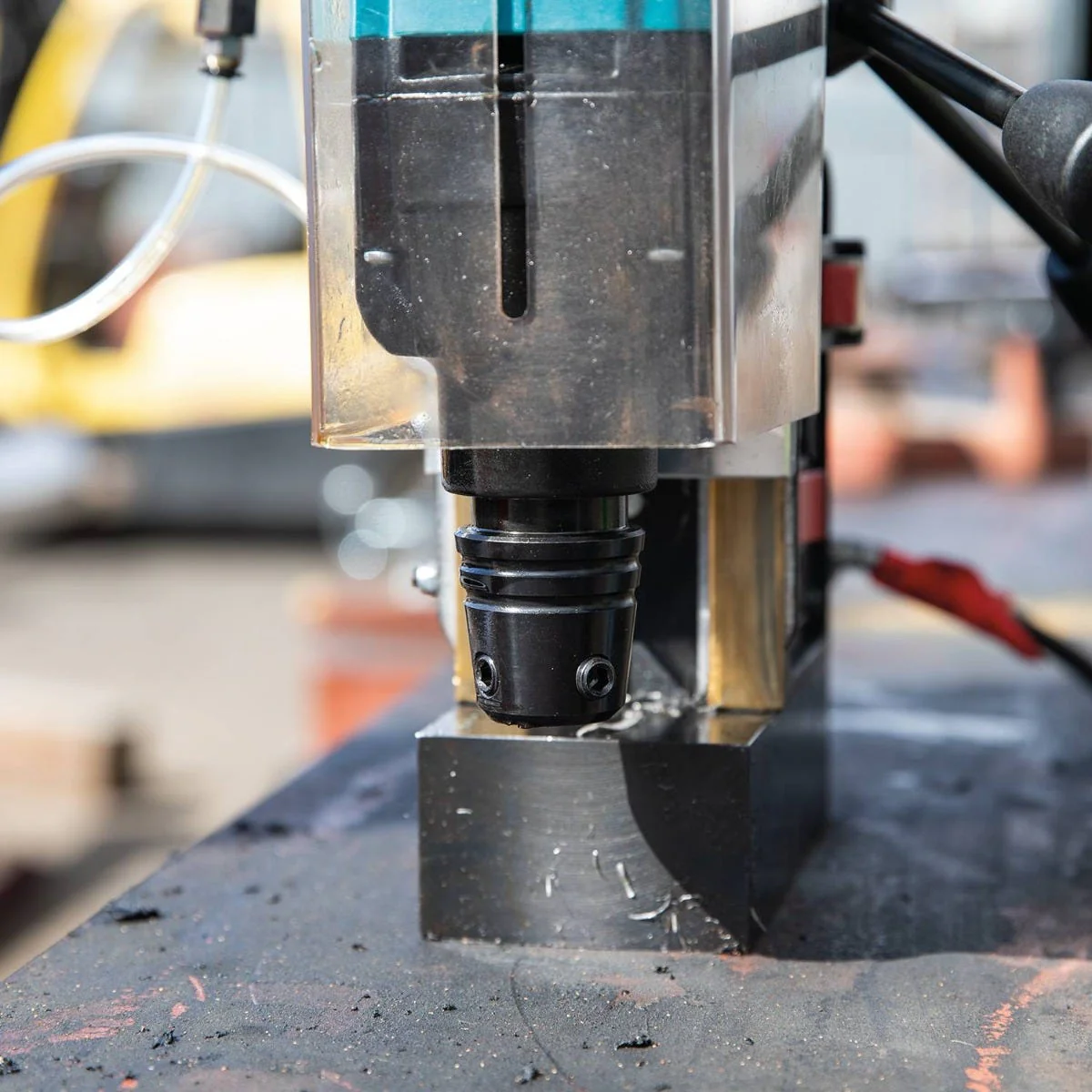 Makita HB350 1-3/8-in Magnetic Drill - Image 11