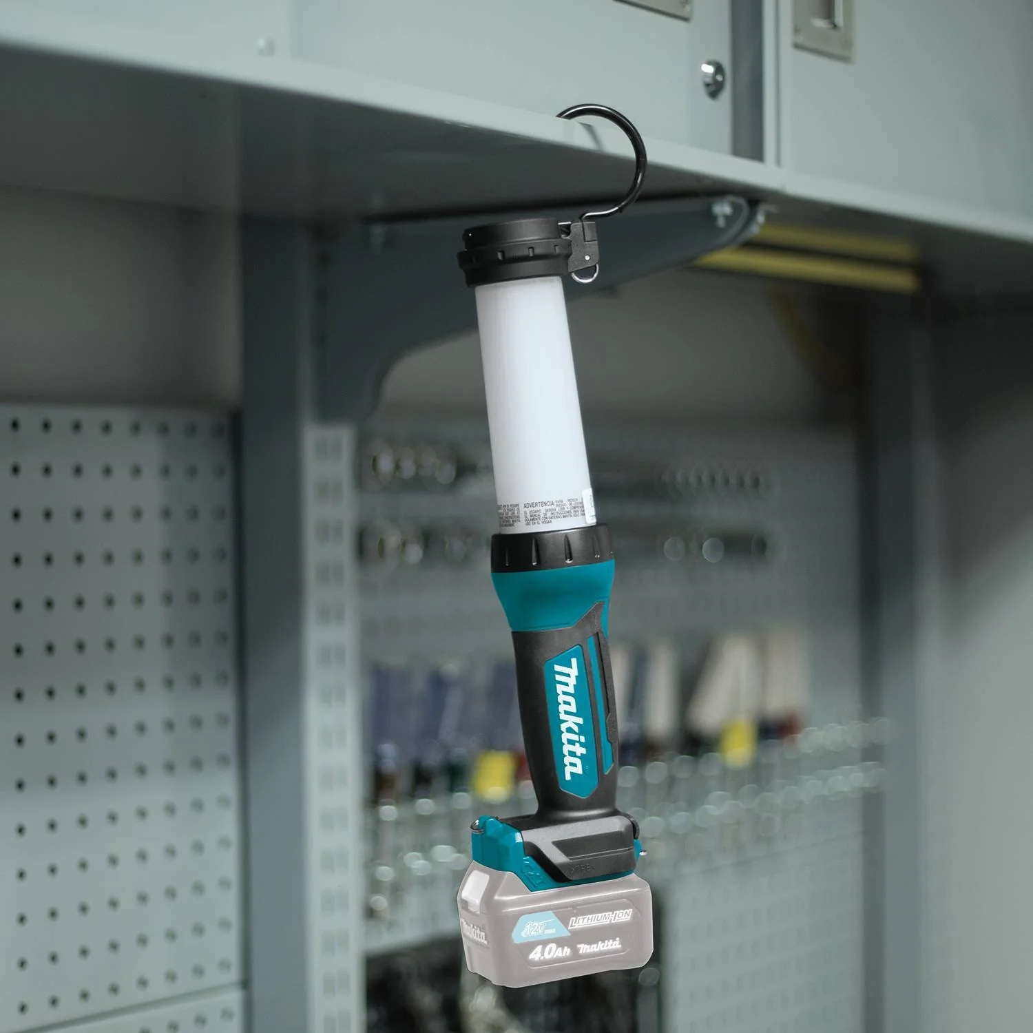 Makita ML104 12V max CXT Lithium-Ion Cordless LED Lantern/Flashlight, Flashlight Only - Image 3