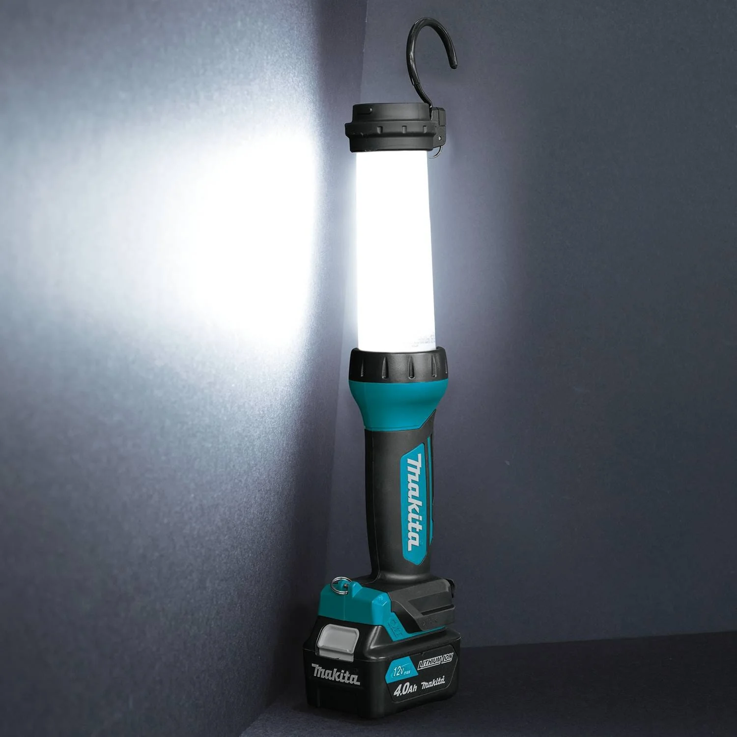 Makita ML104 12V max CXT Lithium-Ion Cordless LED Lantern/Flashlight, Flashlight Only - Image 9