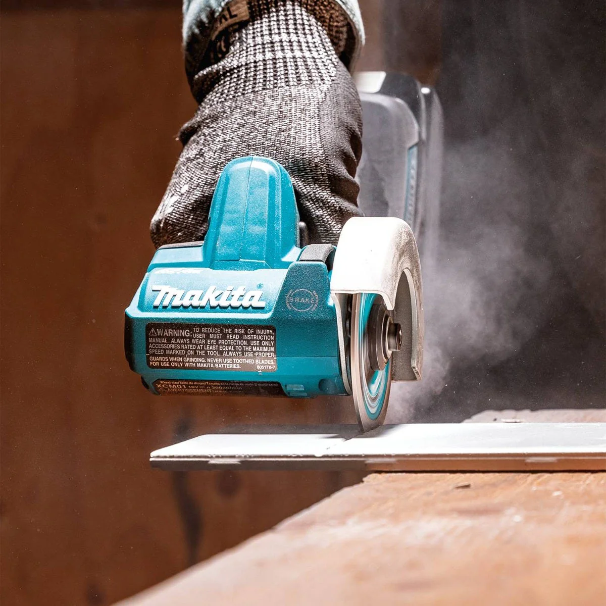 Makita XCM01Z 18V LXT Lithium-Ion Brushless Cordless 3" Cut-Off Tool, Tool Only - Image 18