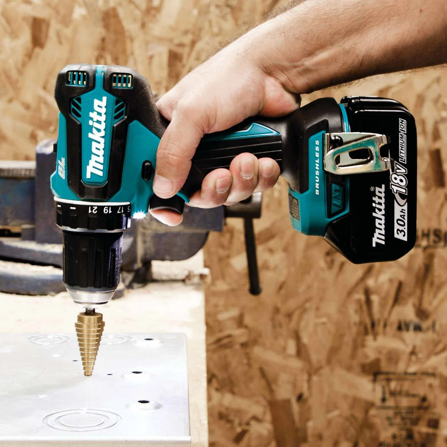 Makita XT281S 18V LXT Lithium-Ion Brushless Cordless 2-Pc. Combo Kit (3.0Ah) - Image 11