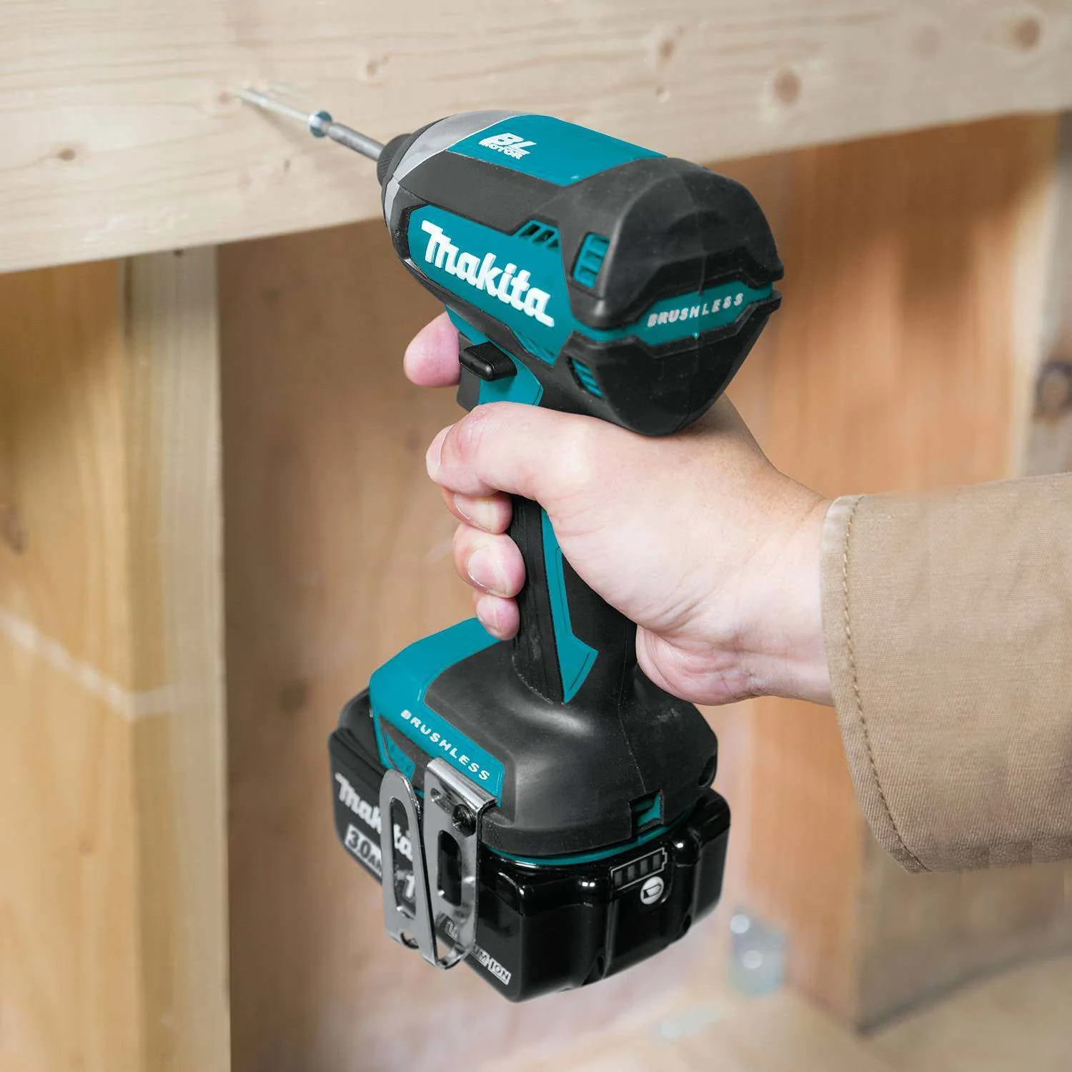 Makita XT281S 18V LXT Lithium-Ion Brushless Cordless 2-Pc. Combo Kit (3.0Ah) - Image 9