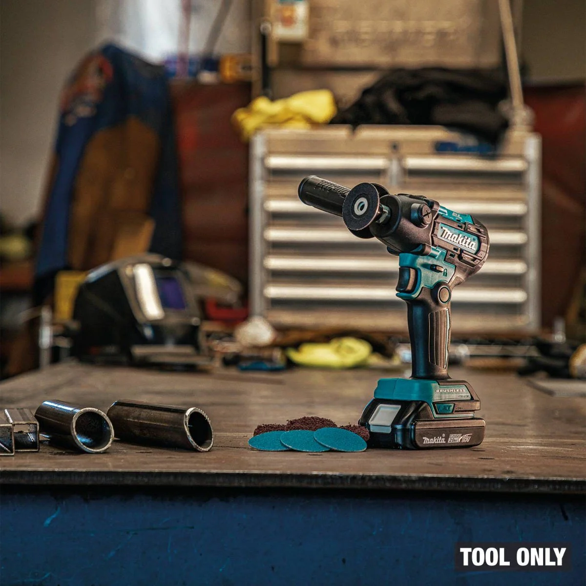 Makita XVP01Z 18V LXT Brushless Cordless 3-in. Polisher / 2-in. Sander, Tool Only - Image 8