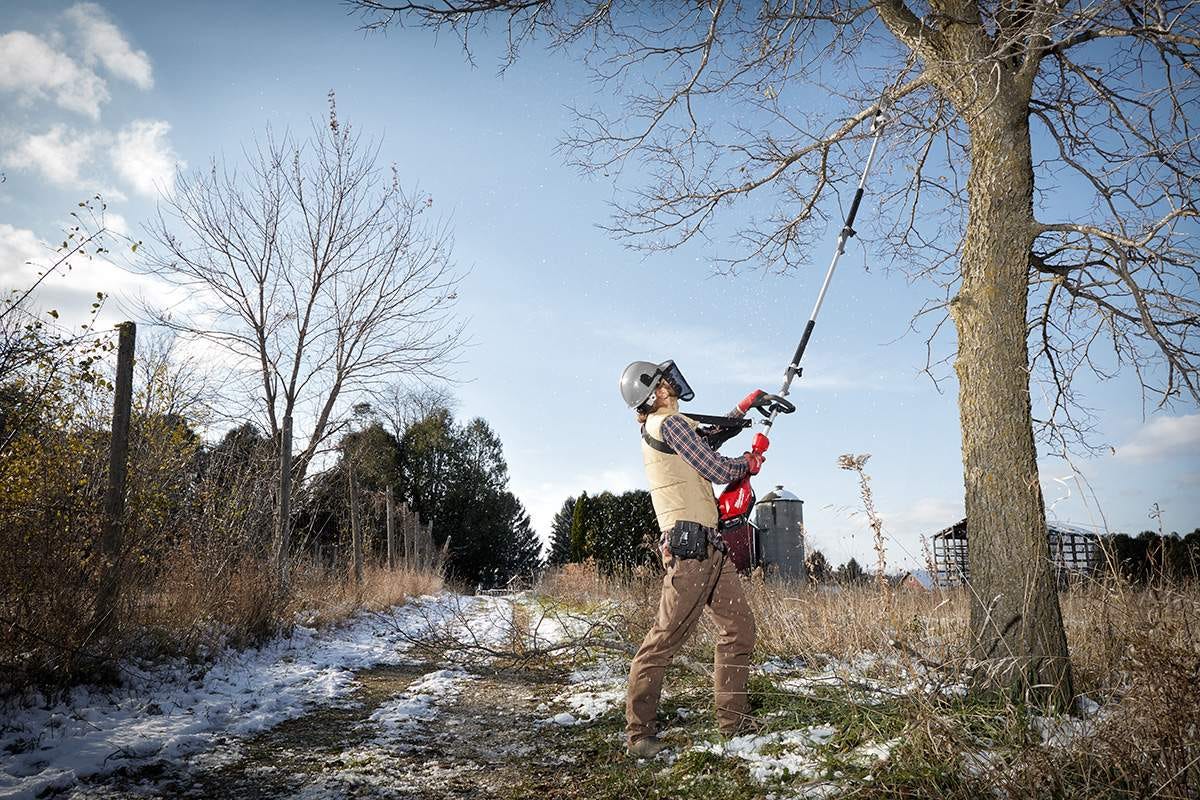 Milwaukee 2825-21PSB M18 FUEL 10" Pole Saw with M18 Blower 8.0Ah Kit - Image 5