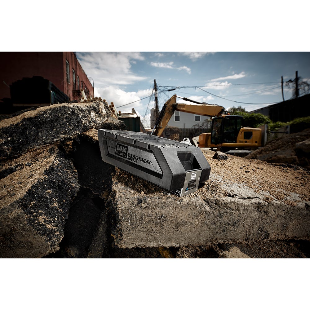 Milwaukee MXFCP203 MX FUEL REDLITHIUM CP203 3.0Ah Battery Pack - Image 9