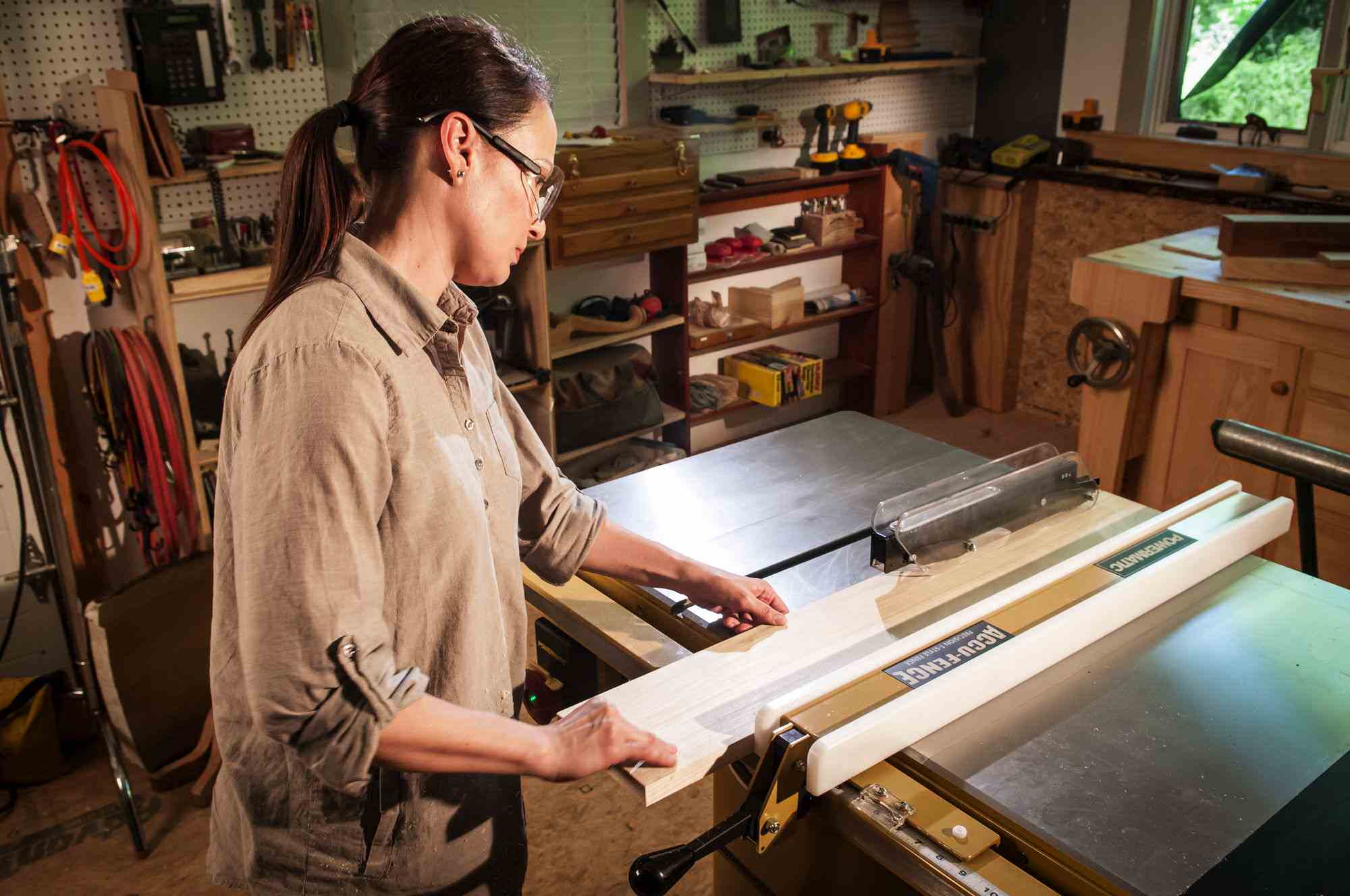 Powermatic 1791000K PM1000 Table saw, 1-3/4HP 1PH, 30" Rip w/Accu-Fence System - Image 8